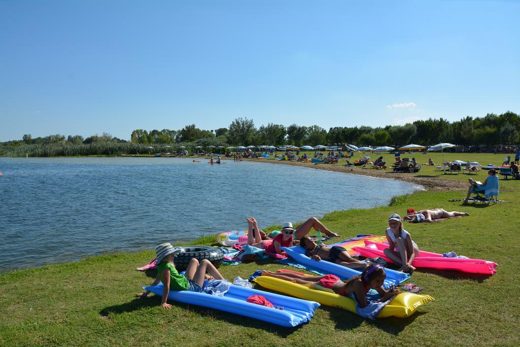 Badiaccia Village Camping Castiglione del Lago Ngoại thất bức ảnh
