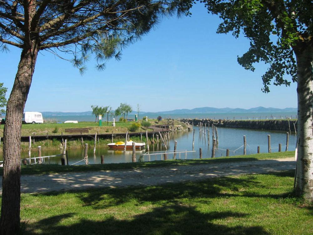 Badiaccia Village Camping Castiglione del Lago Ngoại thất bức ảnh
